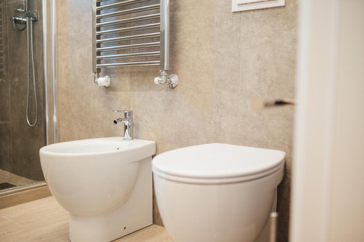 Grey House Guest House Luxury ラティーナ エクステリア 写真